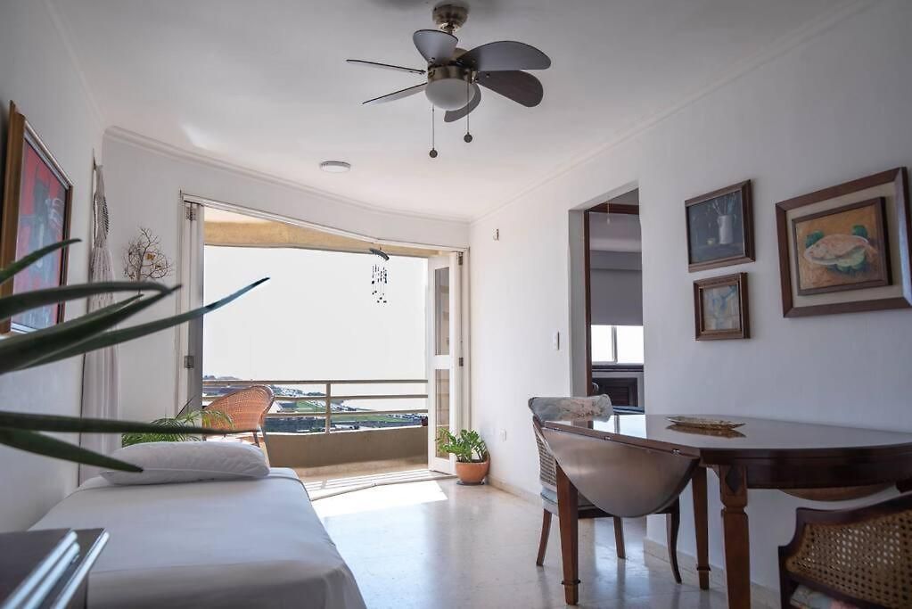Apartamento Acogedor Excelente Ubicación Y Hermosa Vista *